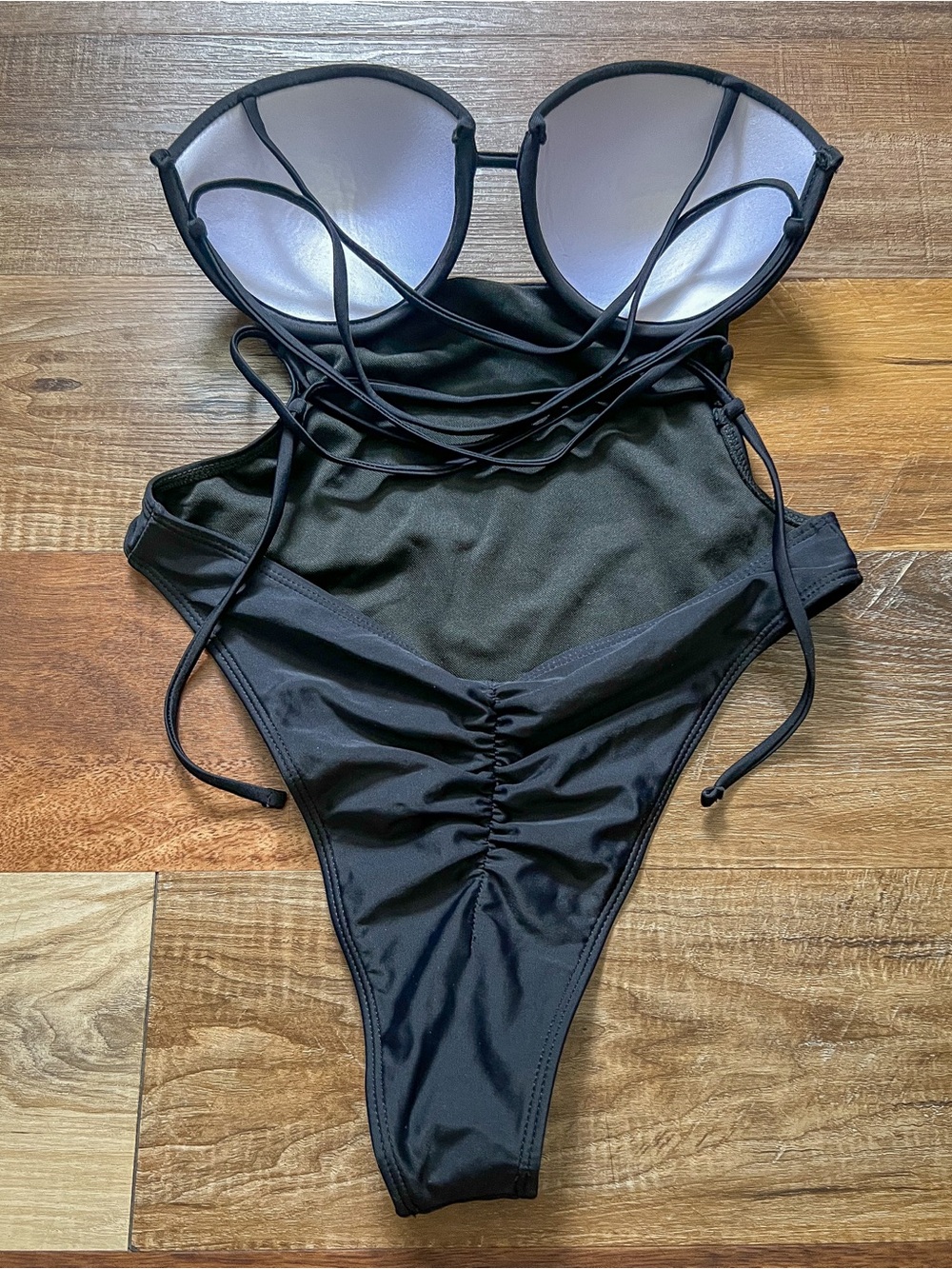 Black Underwire Cutout Monokini Strapless Swimsuit, Size M - Picture 2 of 6